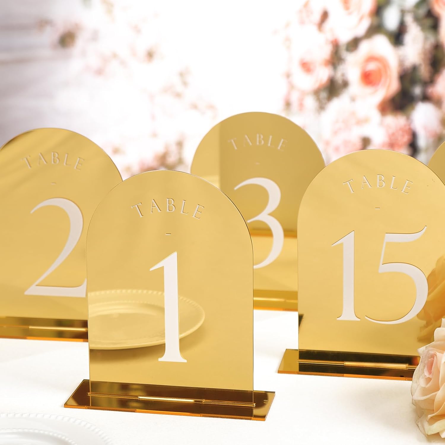 UNIQOOO Gold Mirror Arch Wedding Table Numbers with Stands 1-15, 5x7 Acrylic Display Signs and Holders, Pack of 15