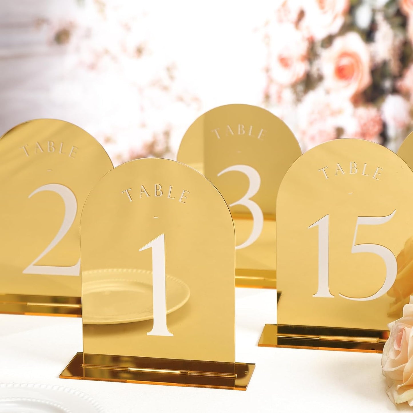 UNIQOOO Gold Mirror Arch Wedding Table Numbers with Stands 1-20, 5x7 Acrylic Display Signs and Holders, Pack of 20