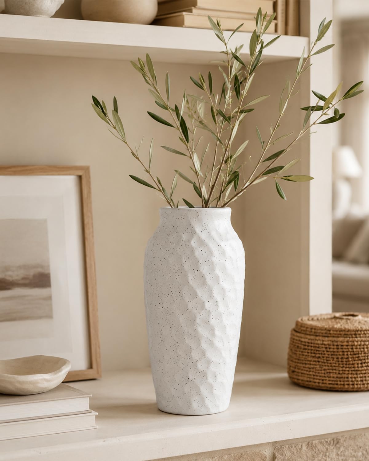 Ceramic Vase for Flowers / White / 12.4 Inch