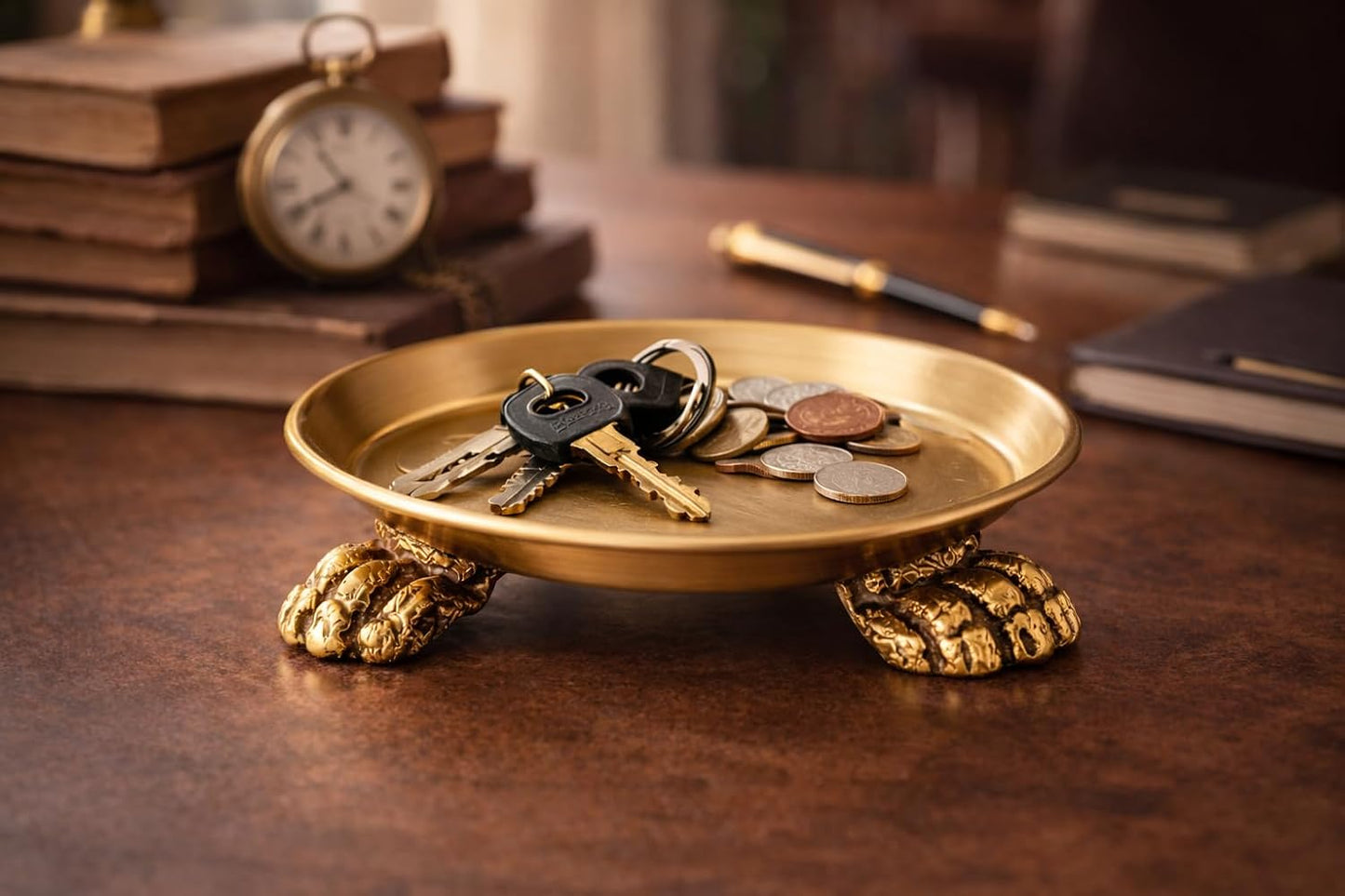 Clawfoot Candle Dish / Gold