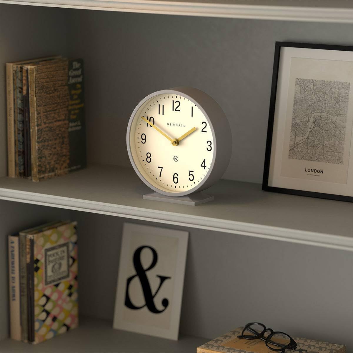 NEWGATE® Q Mantel Clock | Modern Classic Round Mantel Clock | Clockwork Gray | Contemporary Style for Mantel, Desk