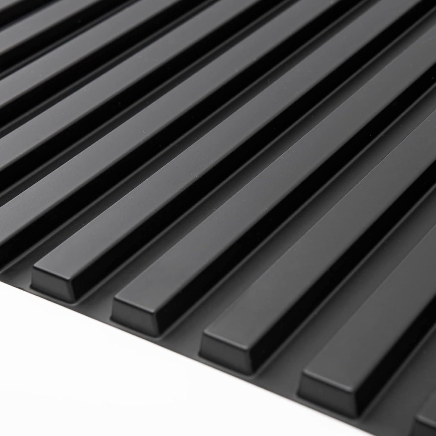 Slat Wall Panel / 19.7 x 19.7 / Square - Black / Set of 12