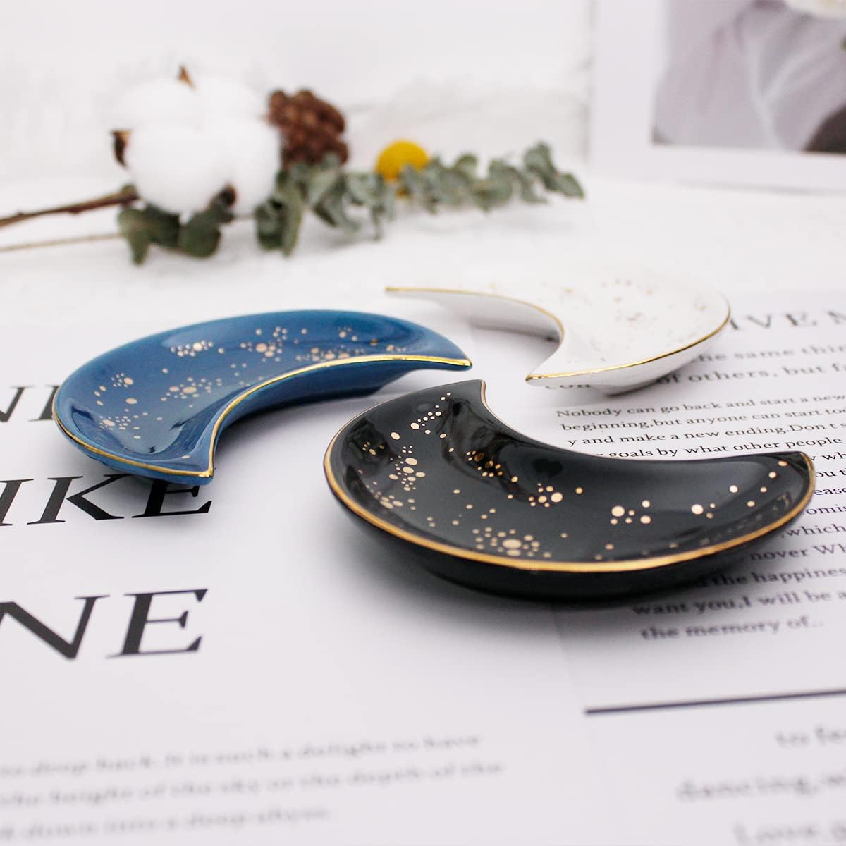 Modern Accent Tray / Blue / Set of 2