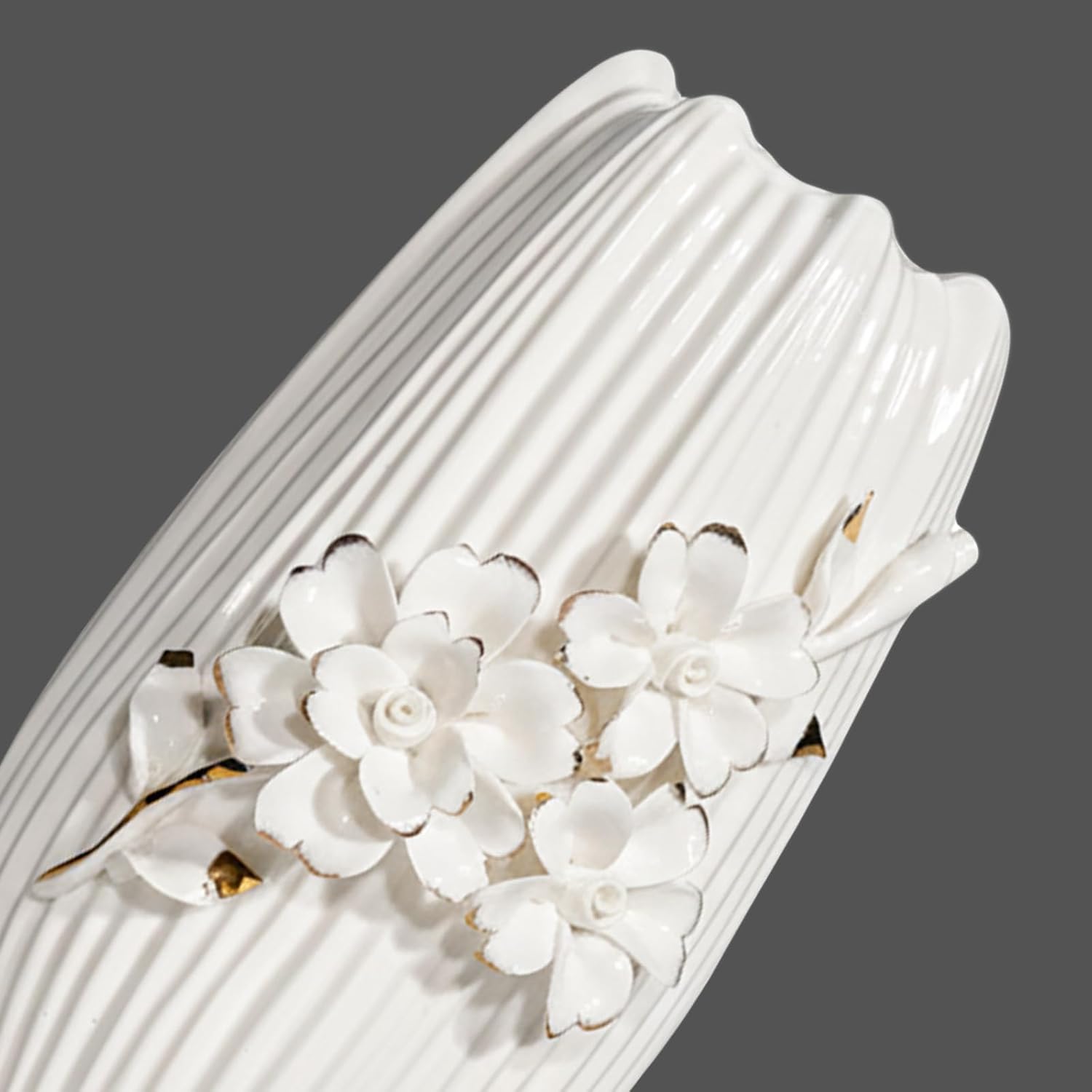 Ceramic Vase / 3D Modern Vase for Centerpieces / White / 9 Inch