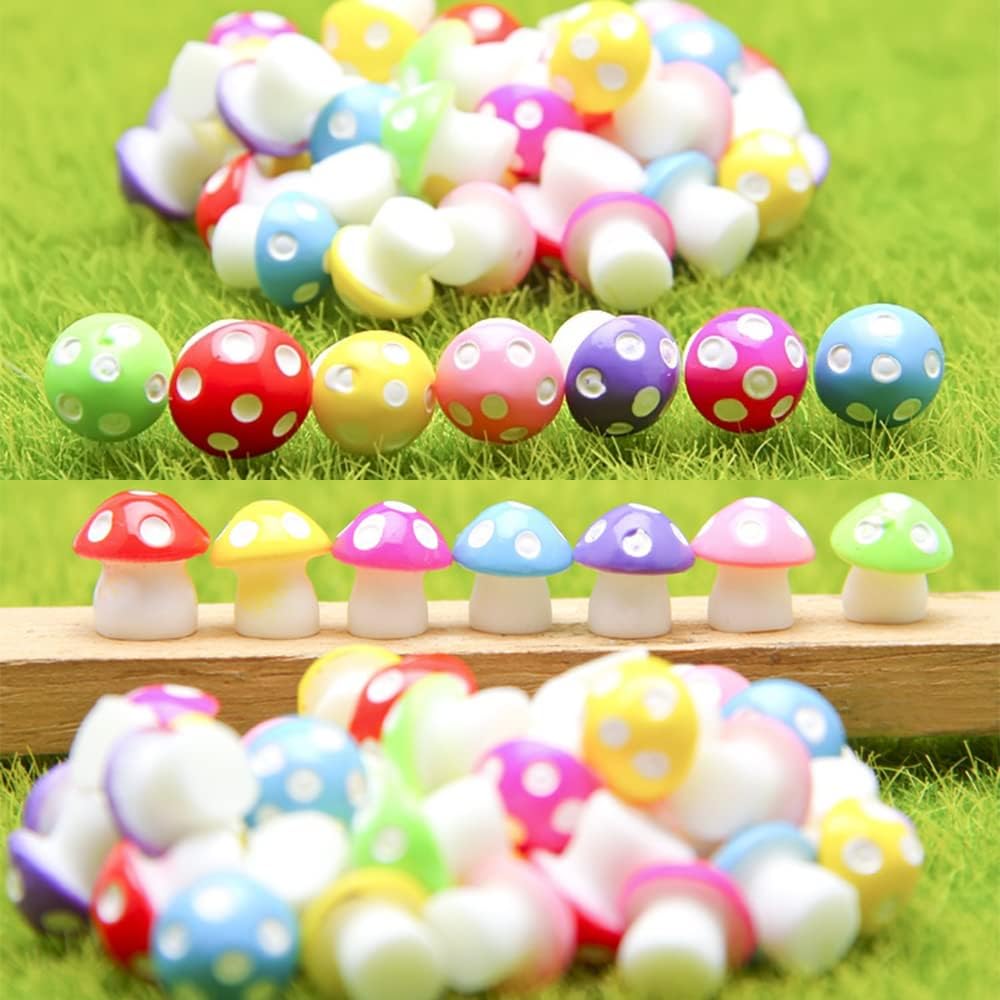Mini Mushroom Figurines / Set of 180