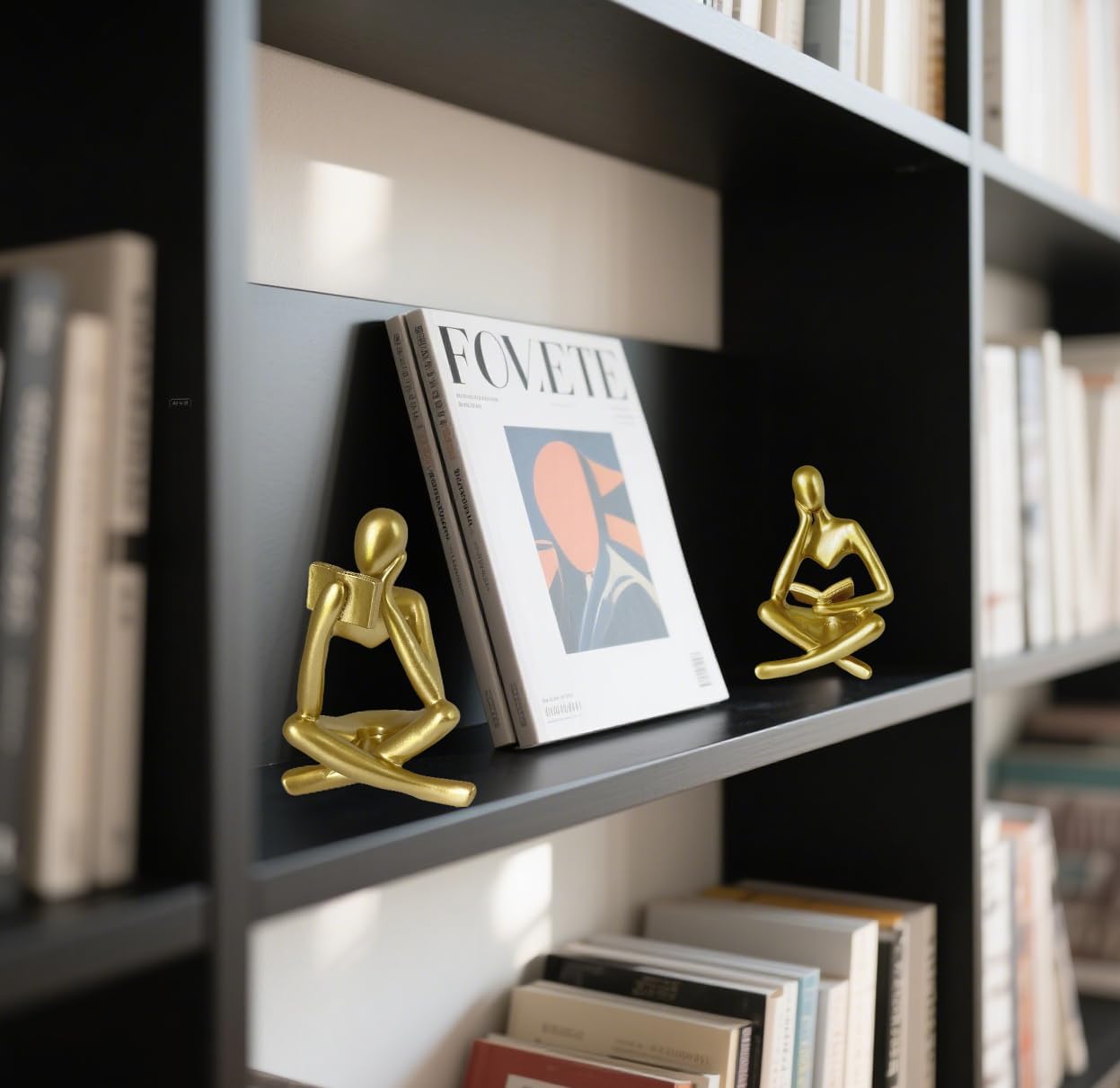 Reading Women Statues / Left+right / Gold / Set of 2