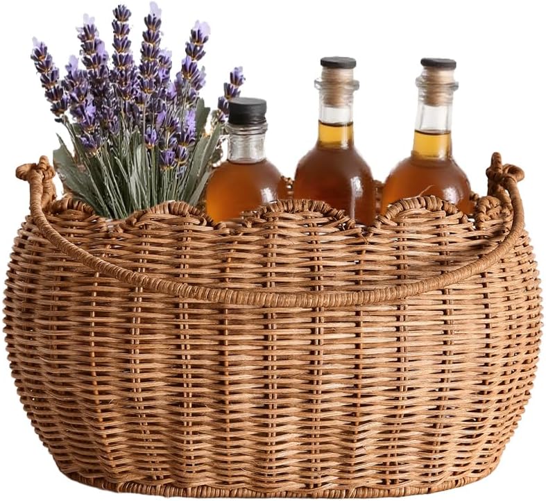 Hand Woven Basket / Rattan / Natural