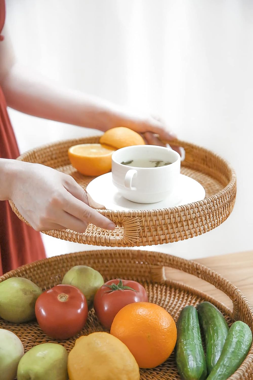 11.8" Hand-Woven Round Rattan Serving Tray Decorative Wicker Trays / Medium / Natural