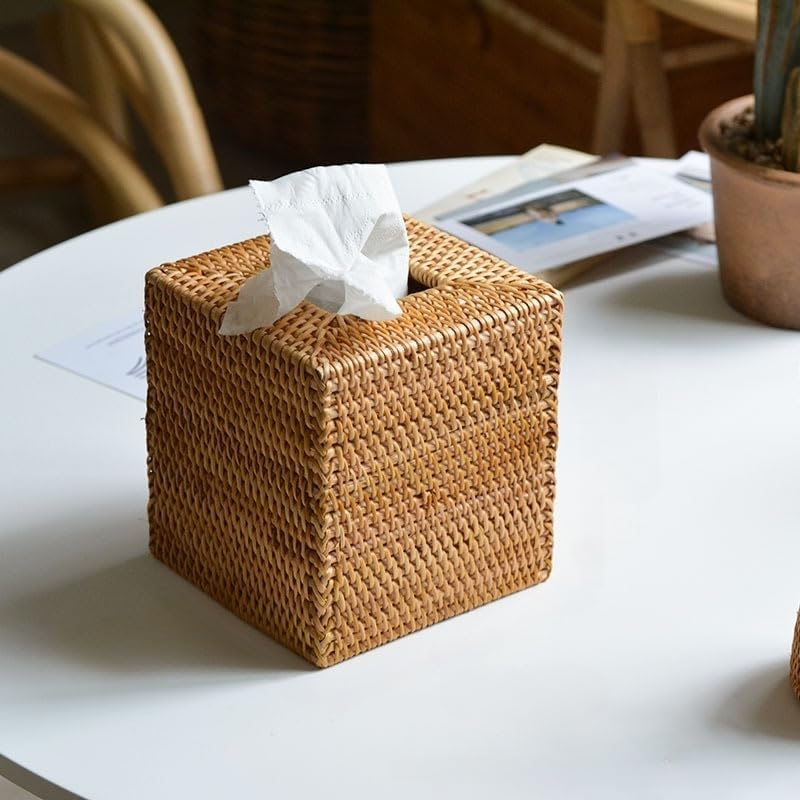 Wicker Tissue Box Holder / Natural