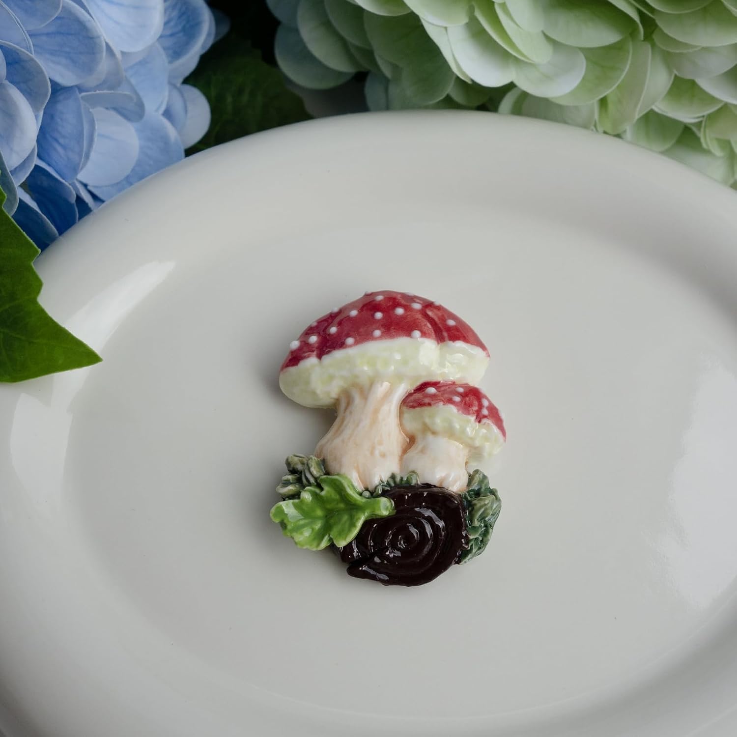 Handmade 3D Ceramic Decor / Mushroom / Red