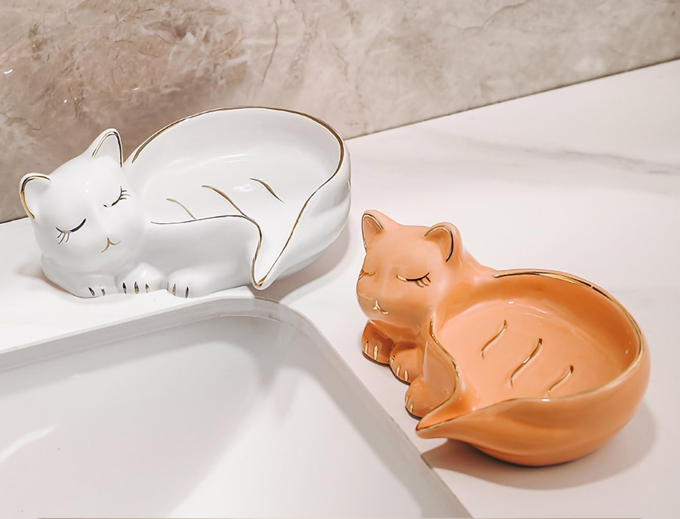 Creative Cat Soap Holder Ceramic Soap Dish Self Draining Soap Holder Decorative Soap Dish / White