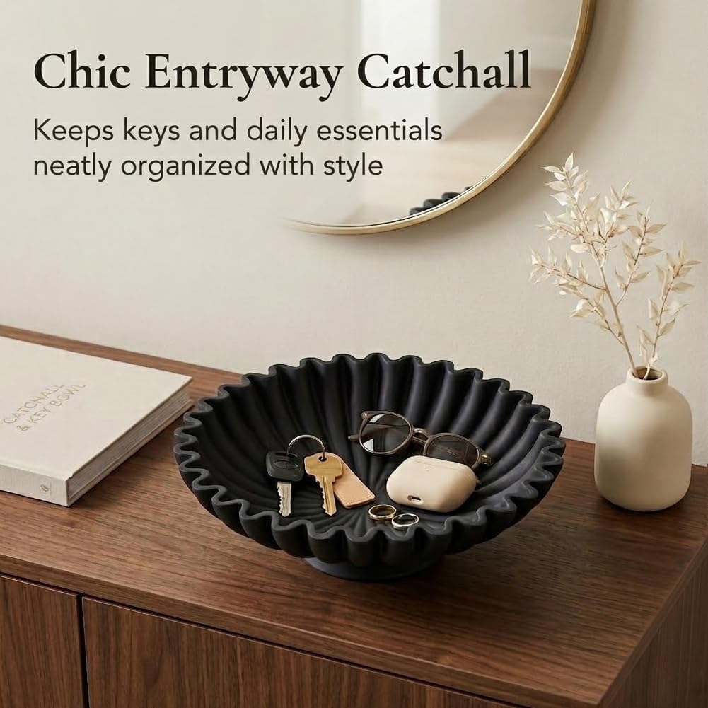 Scalloped Pedestal Bowls / Black