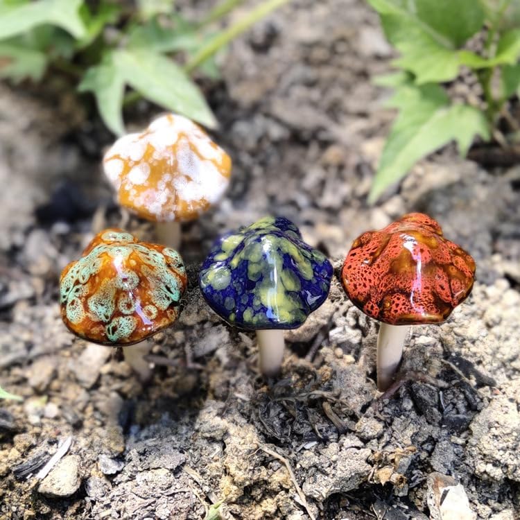 Plant Decorations / 4.7" Lawn Ornaments Fake Mushrooms / Set of 8