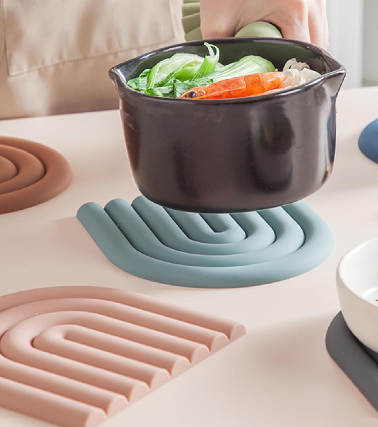 Heat Resistant Pot Holders / Set of 4