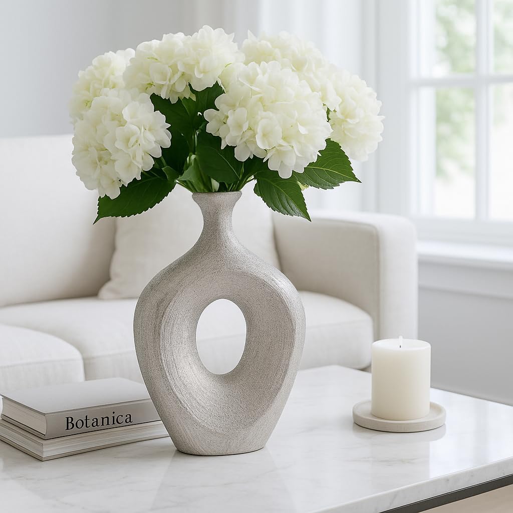 Glam Ceramic Vase / Silver