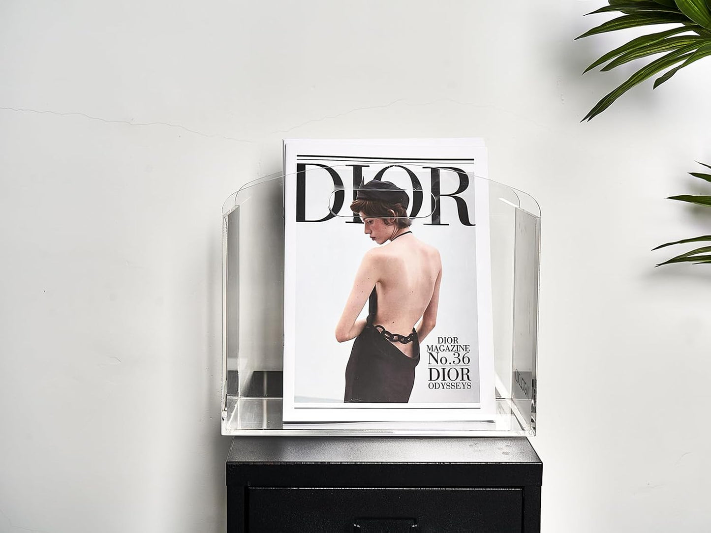 Magazine Rack - Clear Acrylic Magazine Holder, Acrylic Newspaper Stand Organizer with handles, Modern Lucite Magazine
