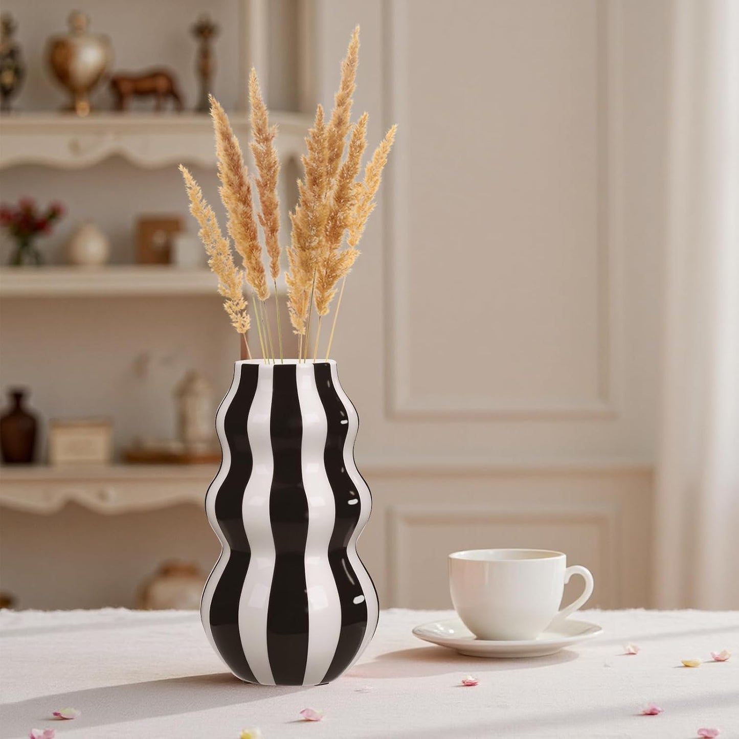 White Ceramic Vase / Black / 8.66 Inch