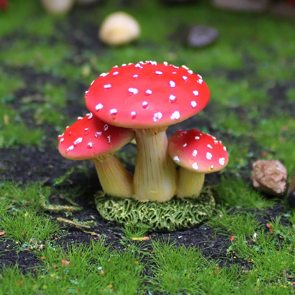 Mushroom Figurines / Set of 6