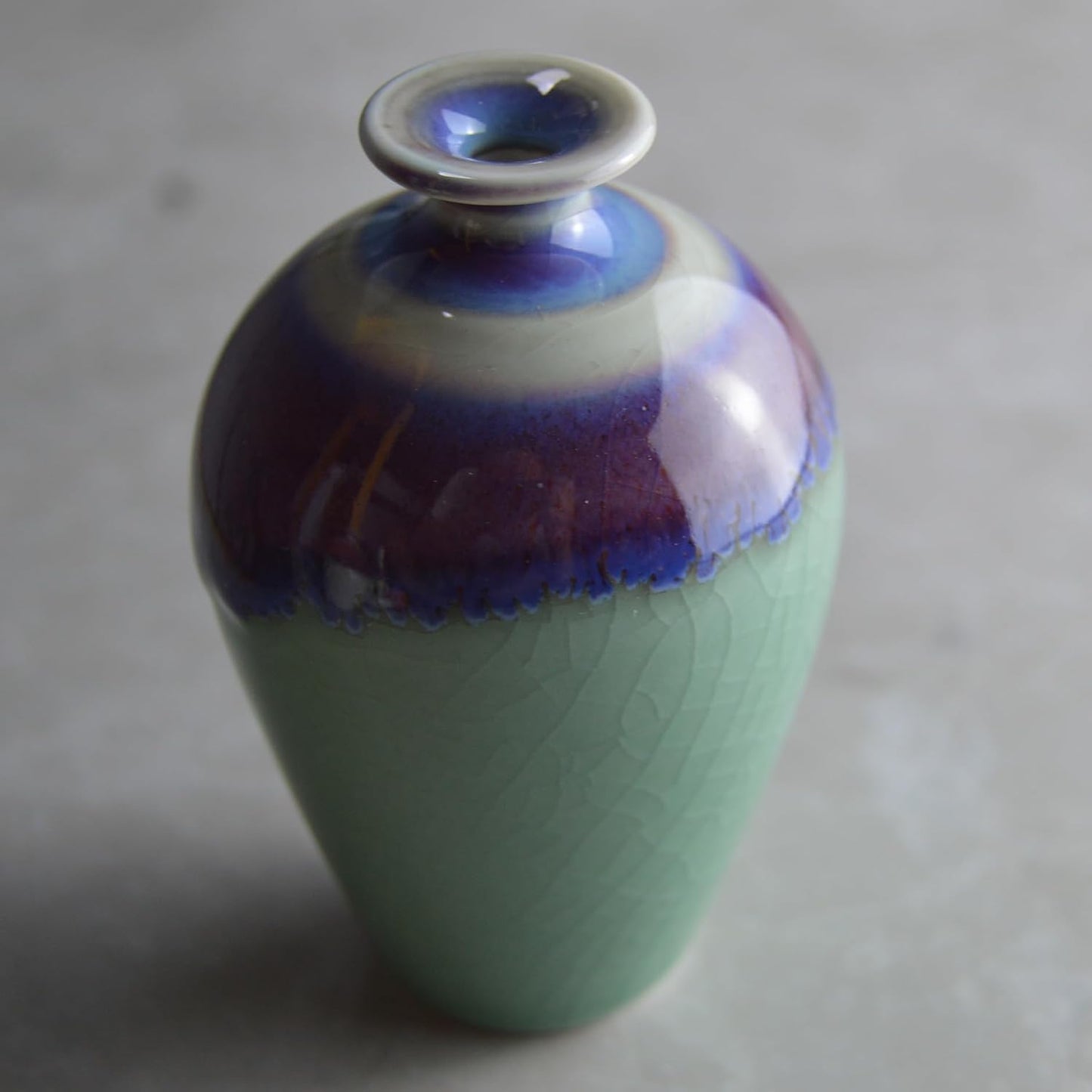 Glazed Porcelain Mini Tiny Vase Ceramic Mini Crackle Ice Pattern for Decoration / Plum, Emerald