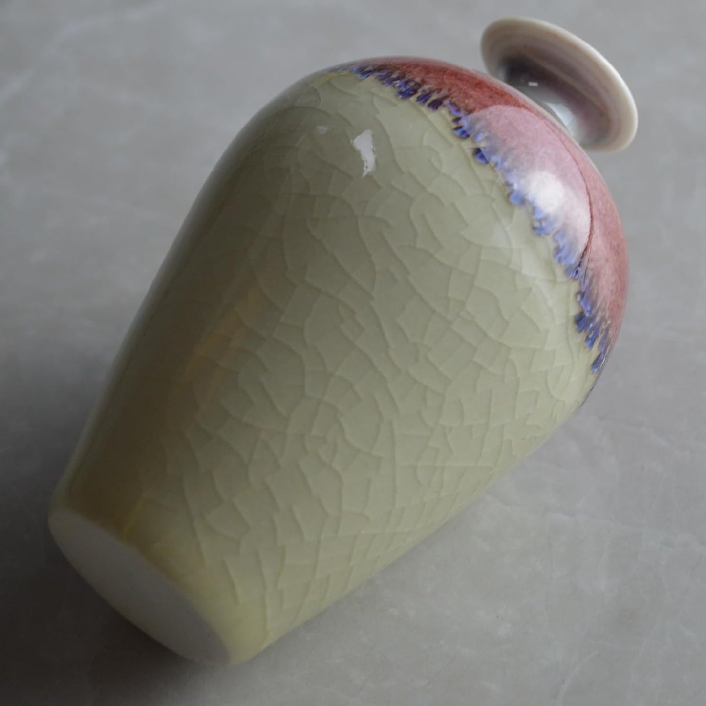Glazed Porcelain Mini Tiny Vase Ceramic Mini Crackle Ice Pattern for Decoration / Plum, Clay