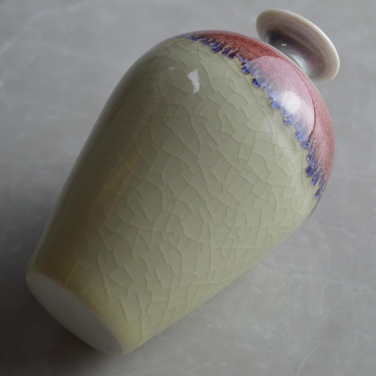 Glazed Porcelain Mini Tiny Vase Ceramic Mini Crackle Ice Pattern for Decoration / Plum, Clay