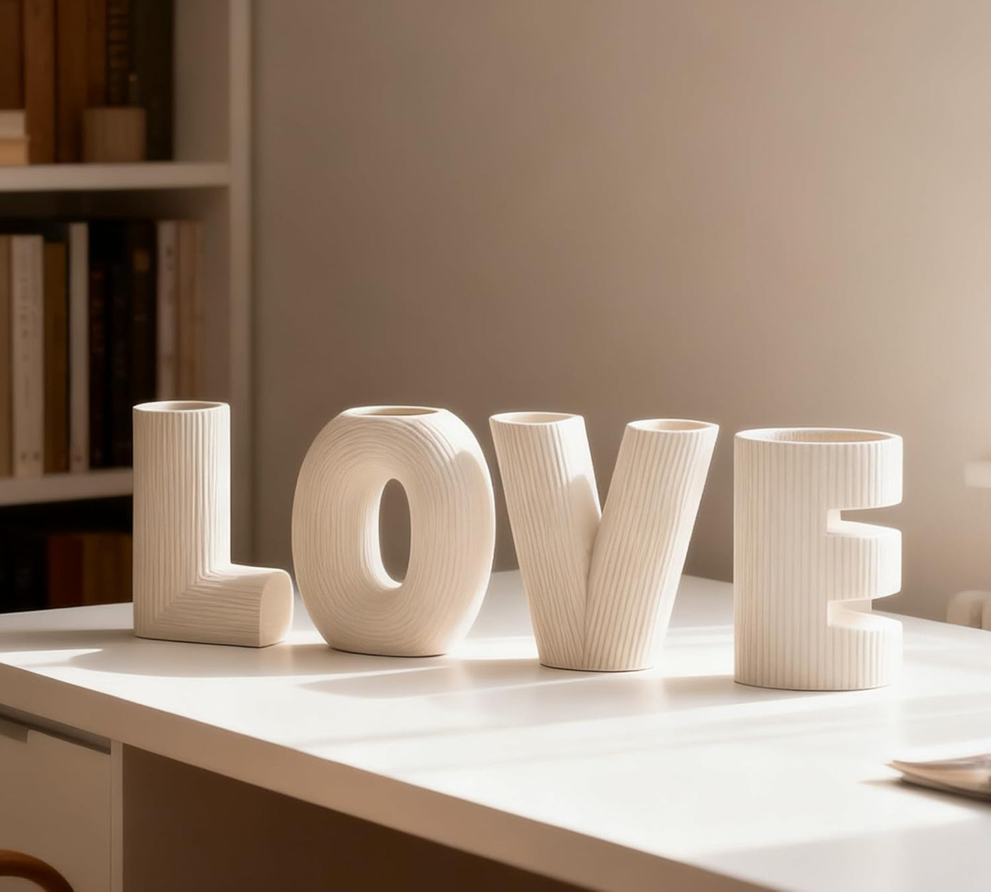 Love Sign Vases Ceramic Small Flower Vases Trendy Home Decor Entryway Decorative / White / Set of 4