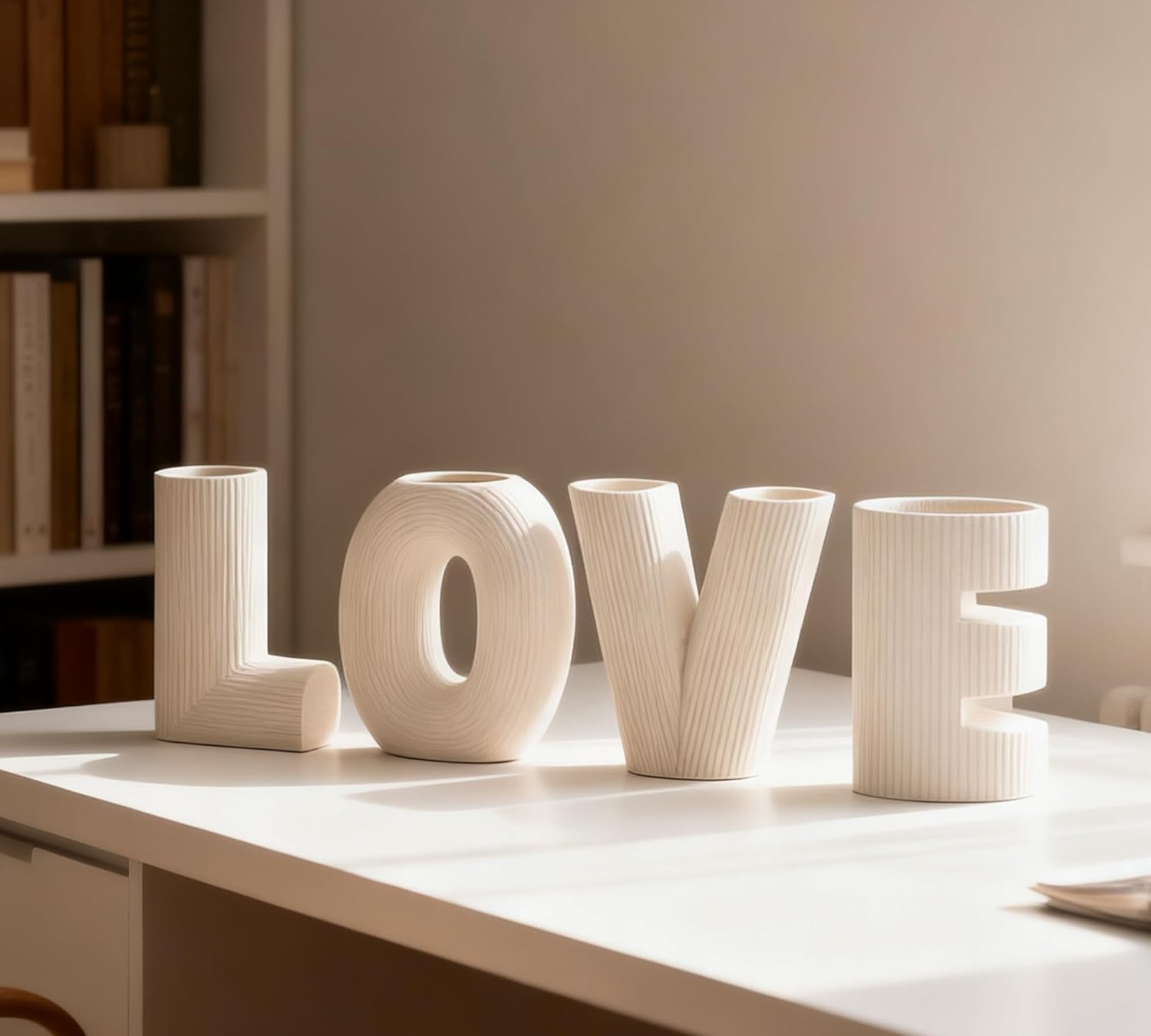 Love Sign Vases Ceramic Small Flower Vases Trendy Home Decor Entryway Decorative / White / Set of 4