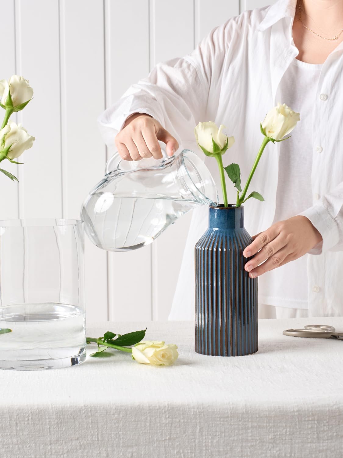 Ceramic Flower Vase / 2 Blue / 8 Inch