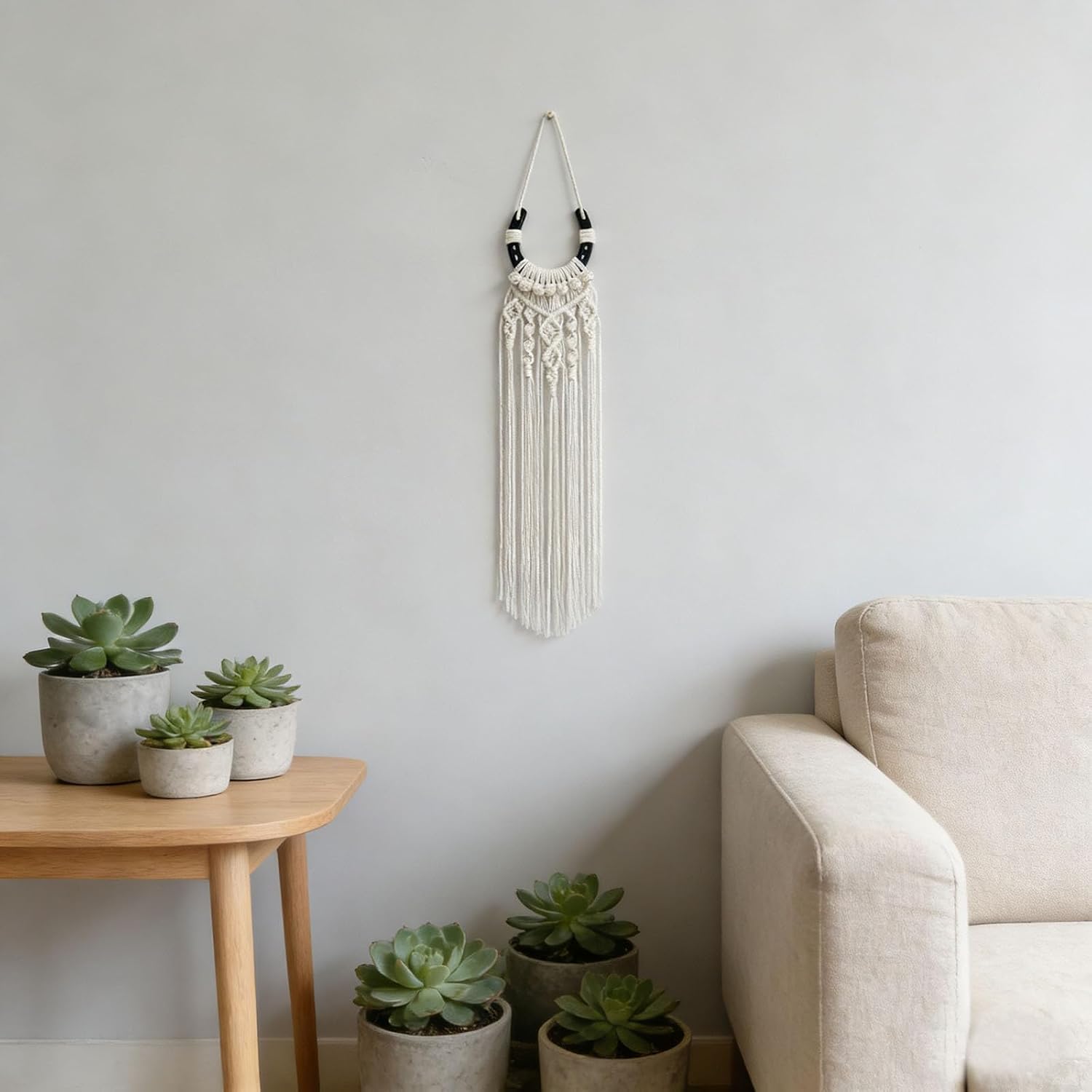 Equestrian Macrame Wall Hanging / Horseshoes-bud