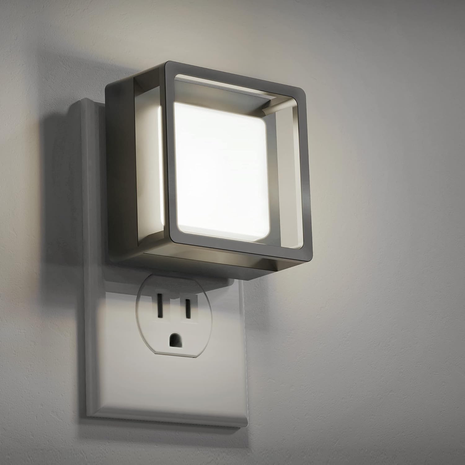 DORESshop Night Light [2 Pack],LED Night Light with Dusk to Dawn Sensor