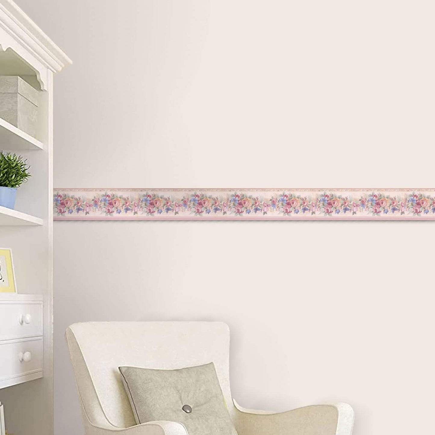 Floral Wallpaper Border / Beige Butterflies