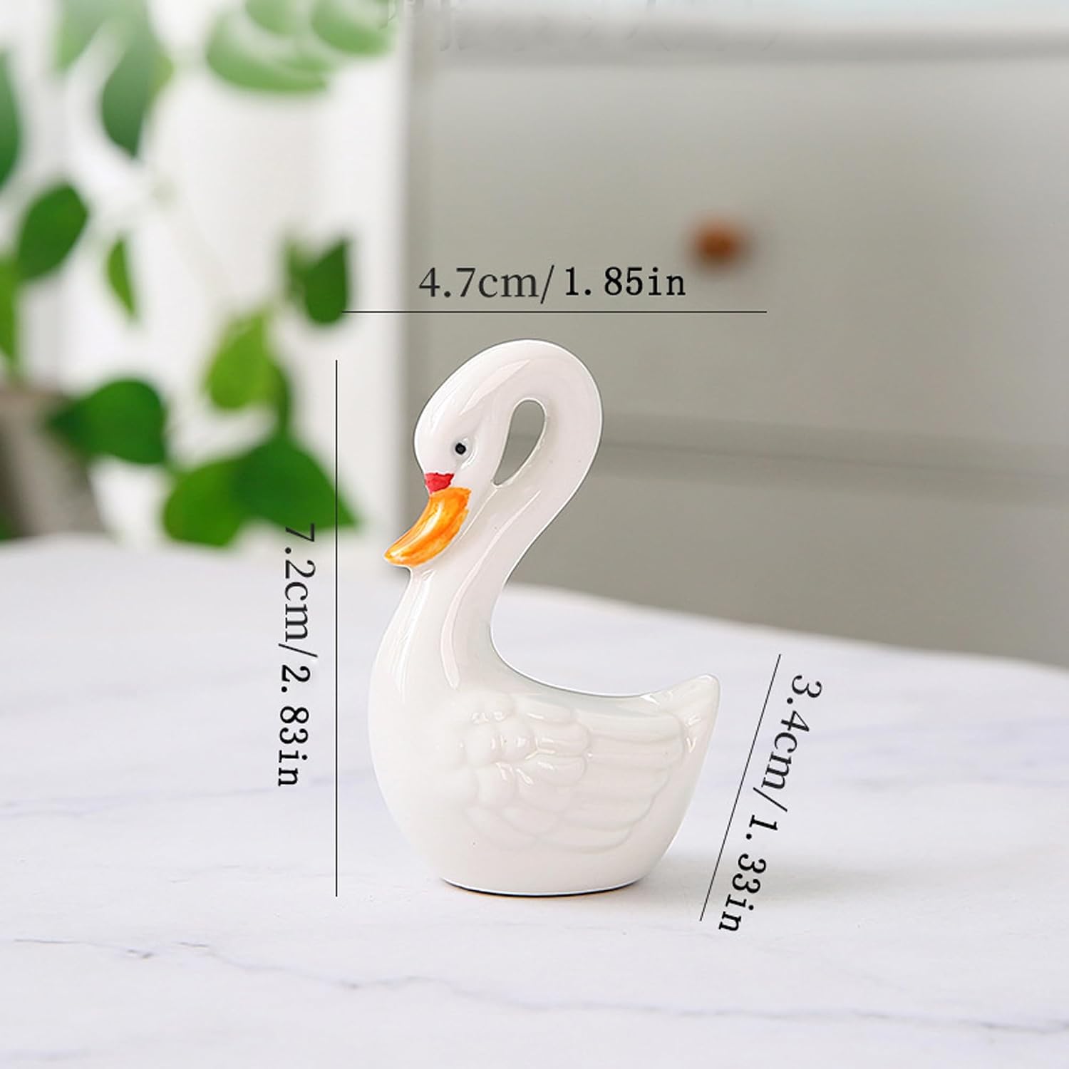 Ceramic Swan Figurines Cake Toppers / White / Small / Set of 2