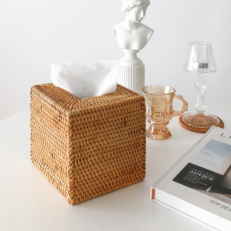 Wicker Tissue Box Holder / Natural
