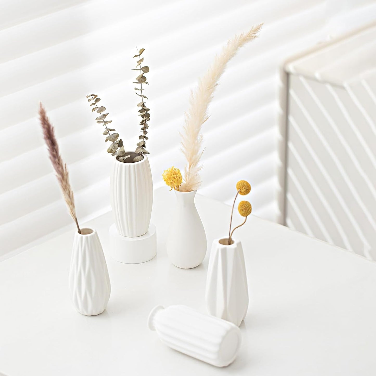 White Ceramic Vase / White-st-12 / Set of 12