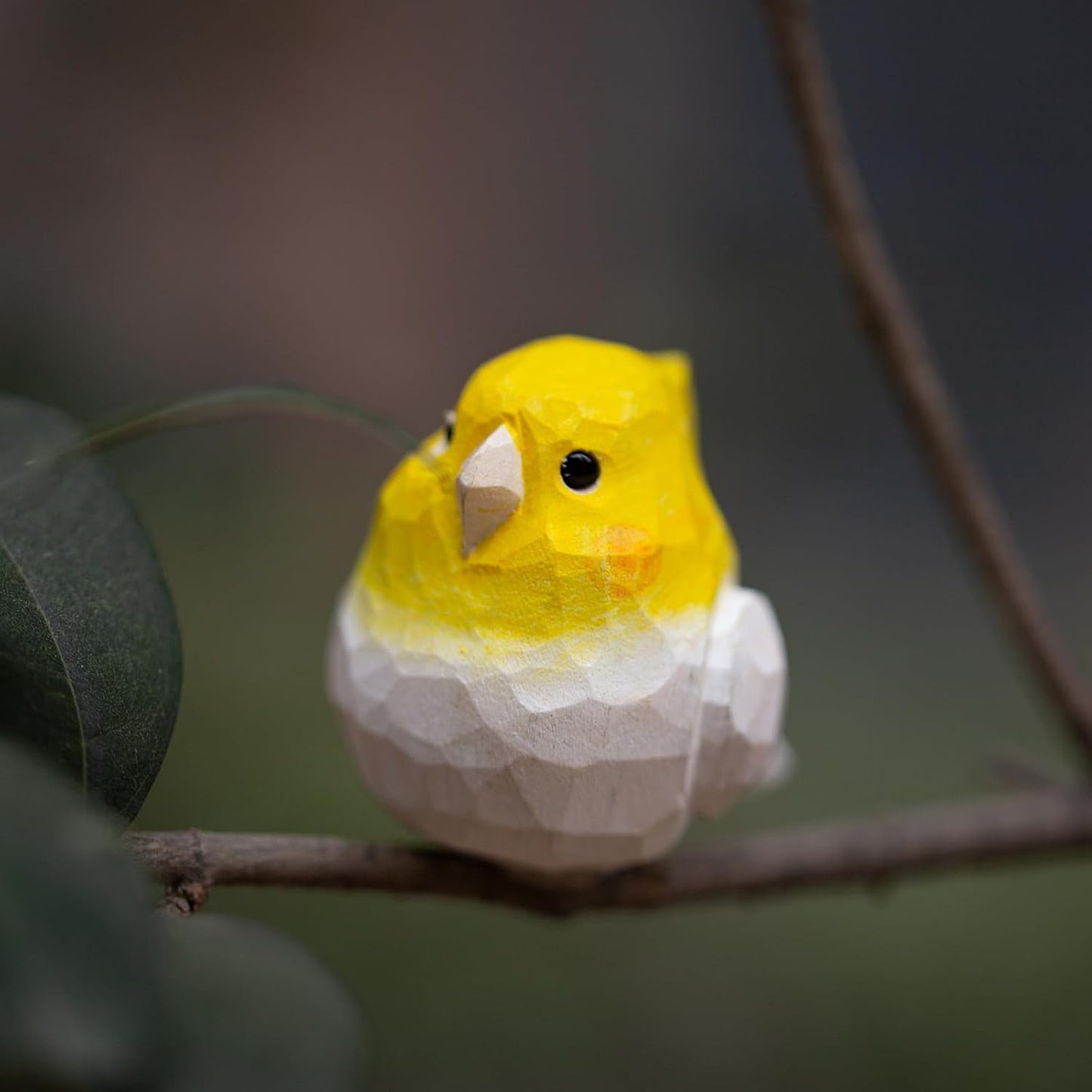 1 Pair Handmade Wooden Cockatiel Figurines