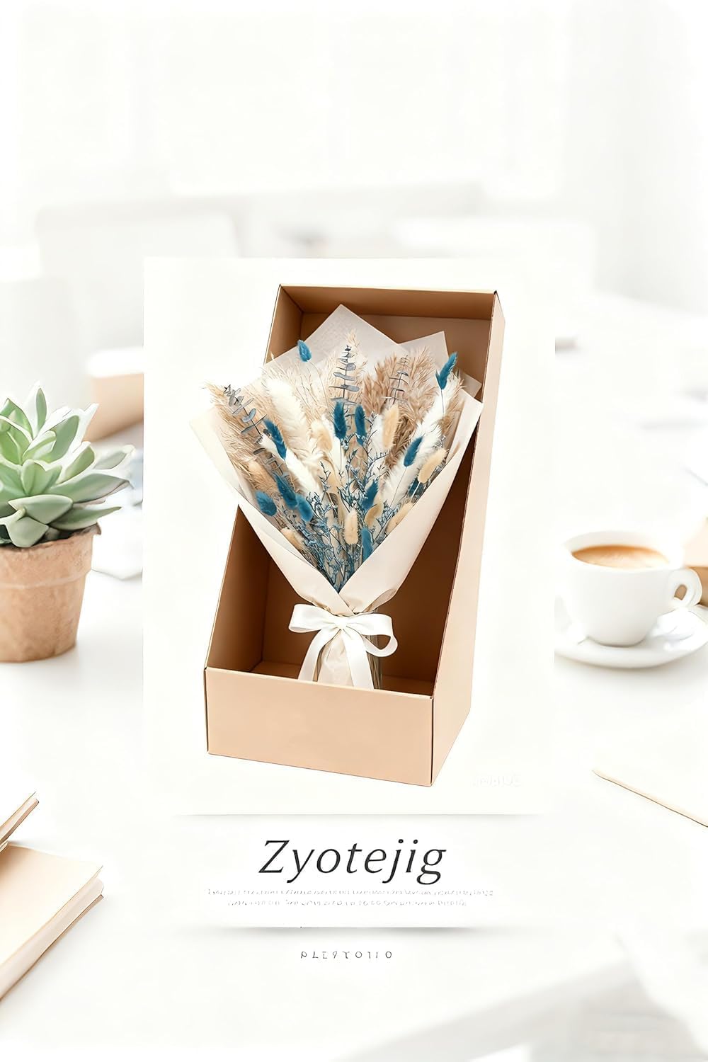 Dried Flower Arrangements / Blue