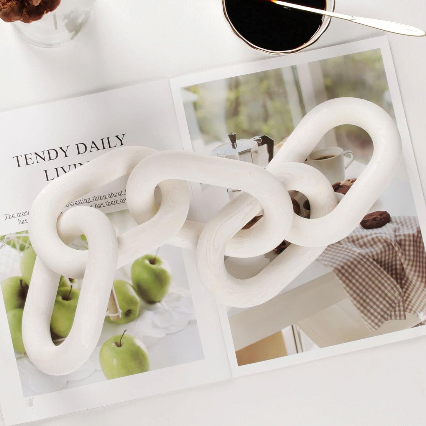 White Wood Chain Link Decor / White-5 / 22"D x 3.9"W
