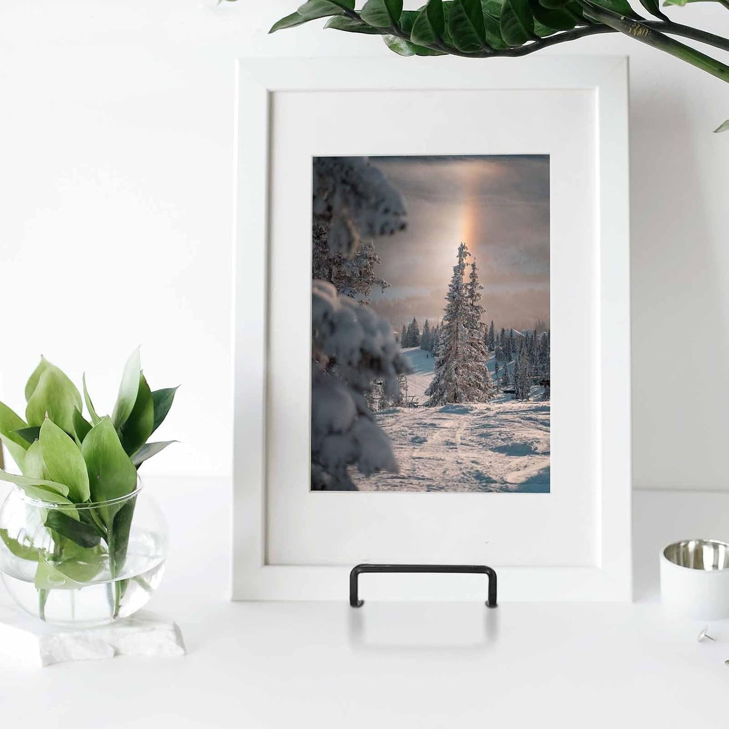 Decolore 4 Pack 10 Inch Large Display Stands Square Plate Holder Display Stand Black Frame Stand Tabletop Easel Stand
