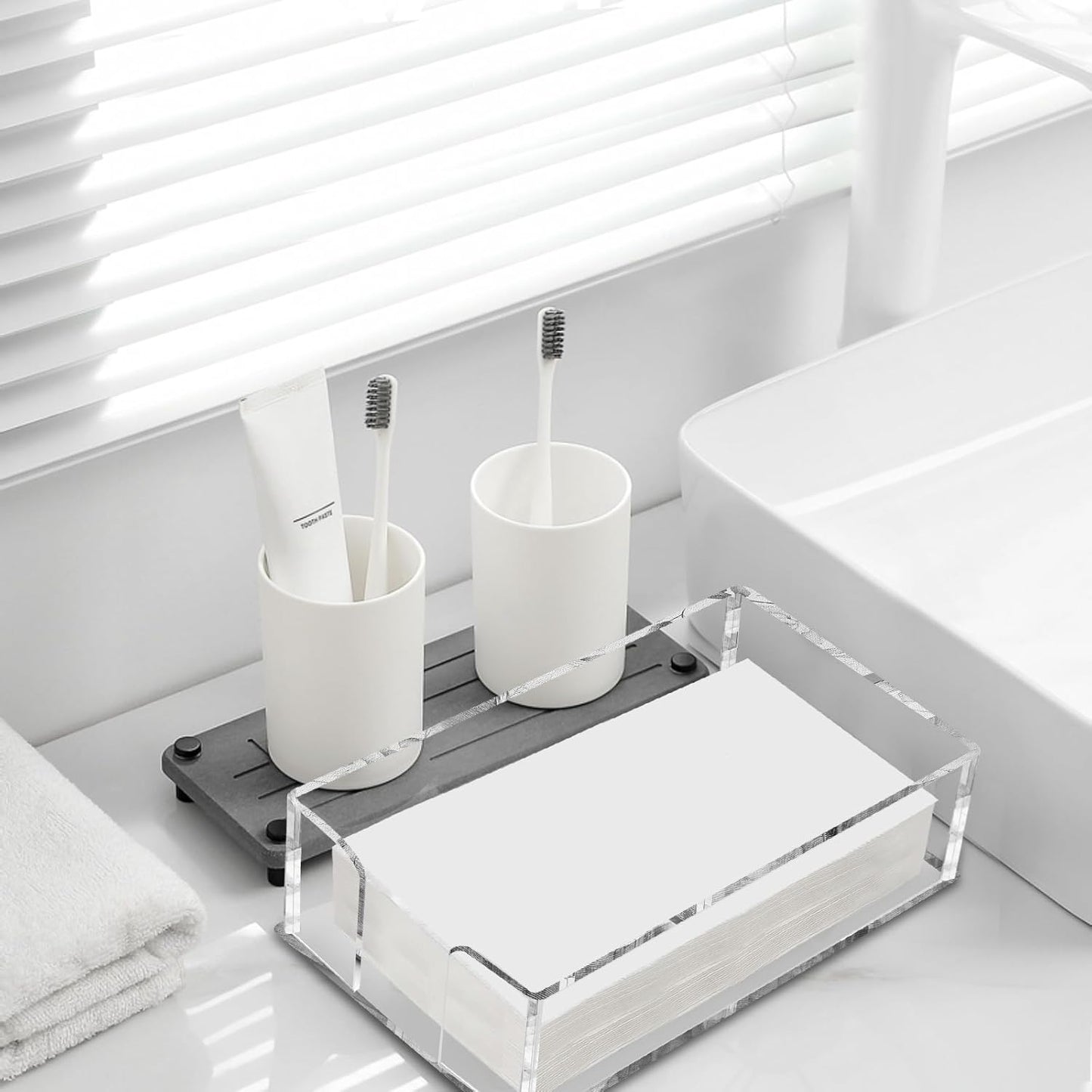 Acrylic Guest Towel Napkin Holder / Clear