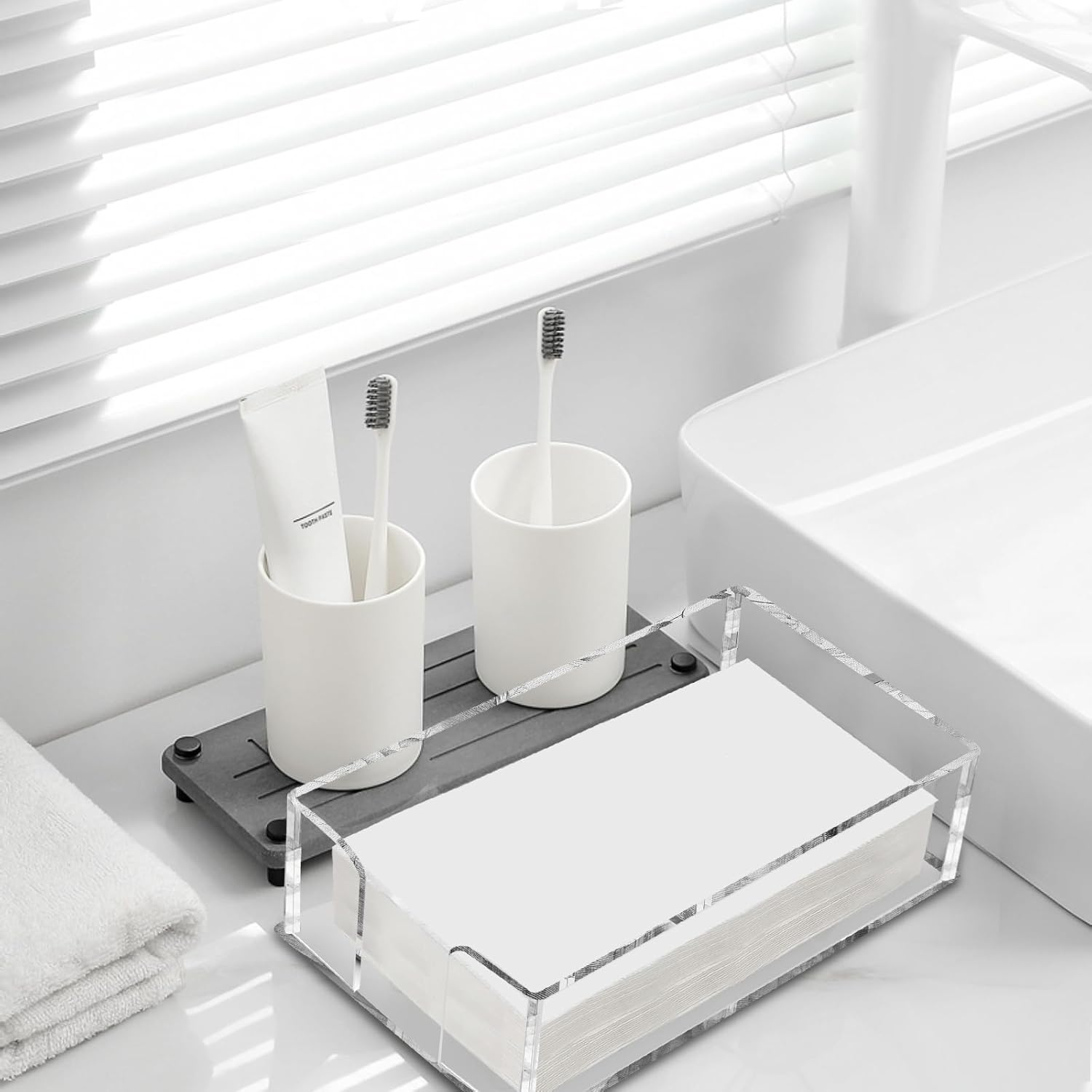 Acrylic Guest Towel Napkin Holder / Clear