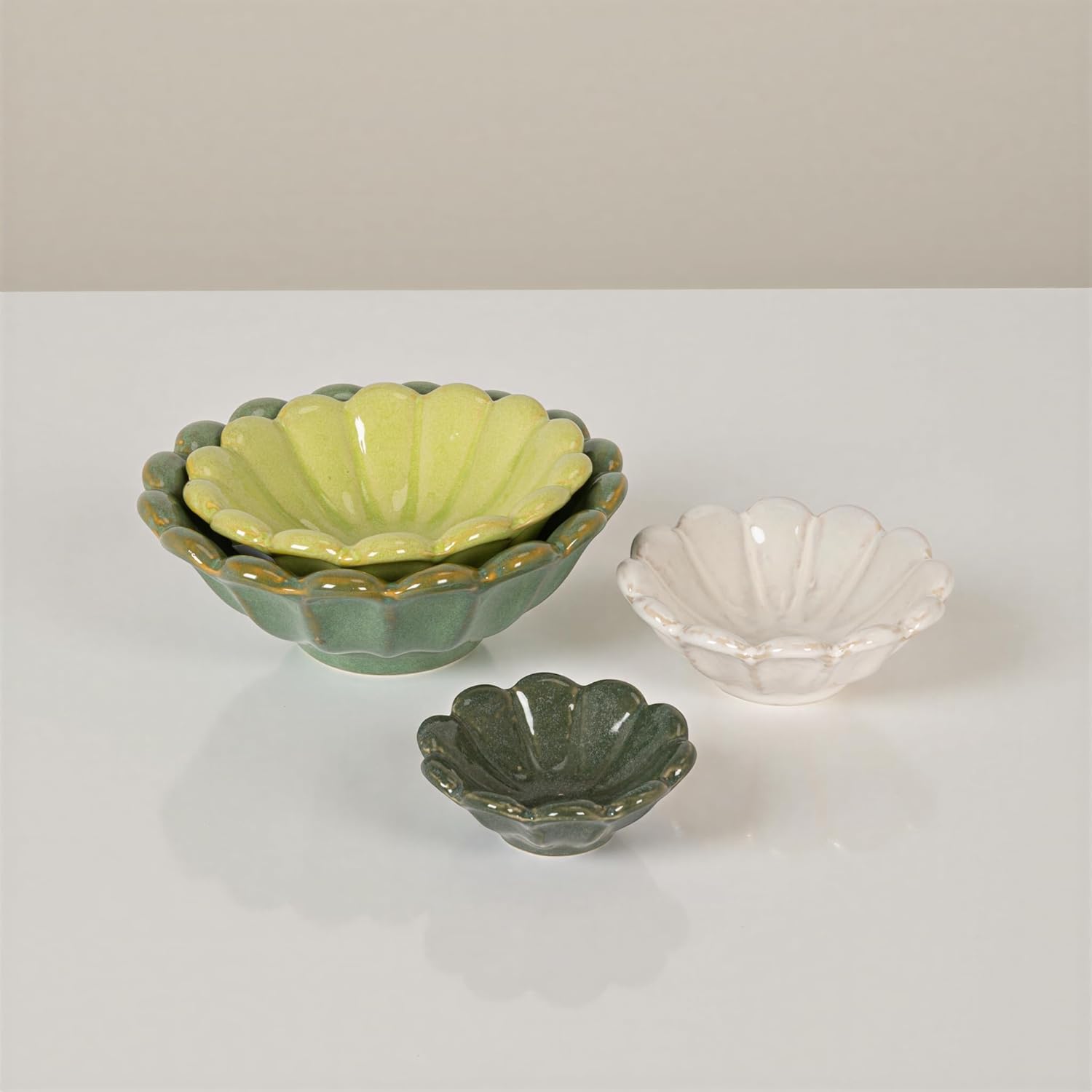 4-Piece Stoneware Reactive Glaze Flower Shaped Bowl Set / Spring Tones