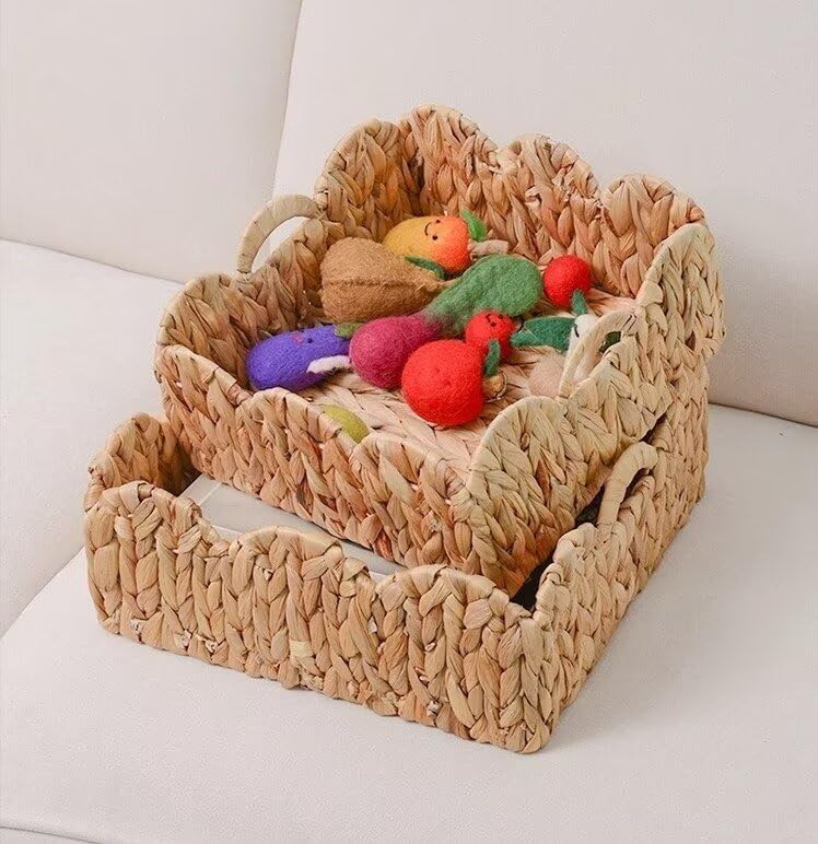Elegant Scalloped Wicker Basket Set / Large / Natural