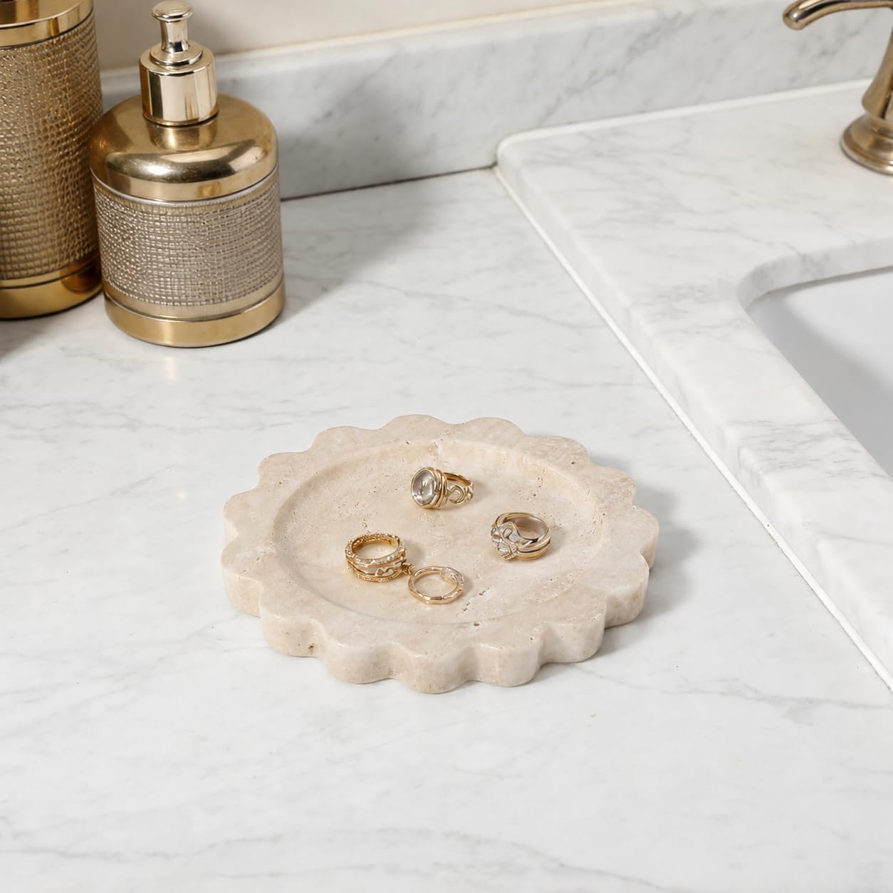 Round Scalloped Decorative Tray / Beige Travertine / D=5.51