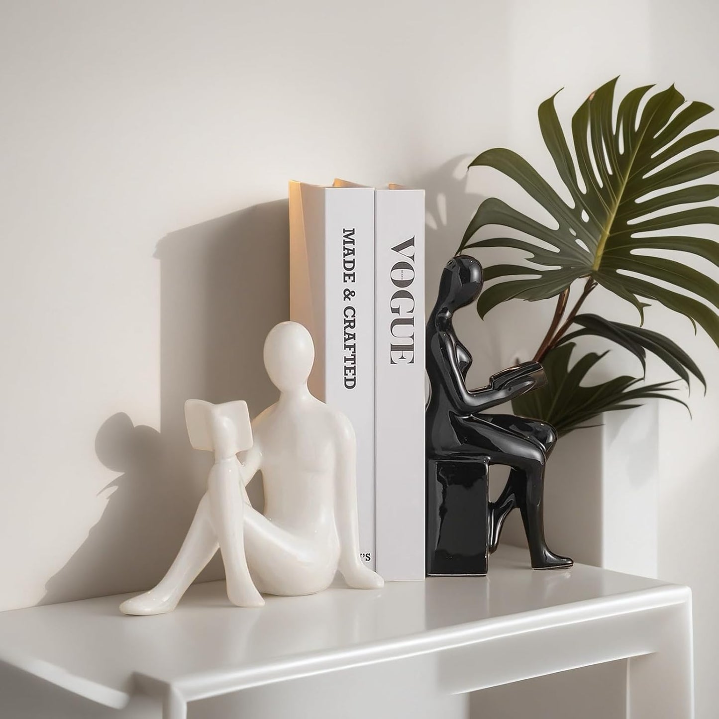 Home Decorative Reading Couple Statue Bookends Elegant Ceramic Bookshelf Room / Black and White