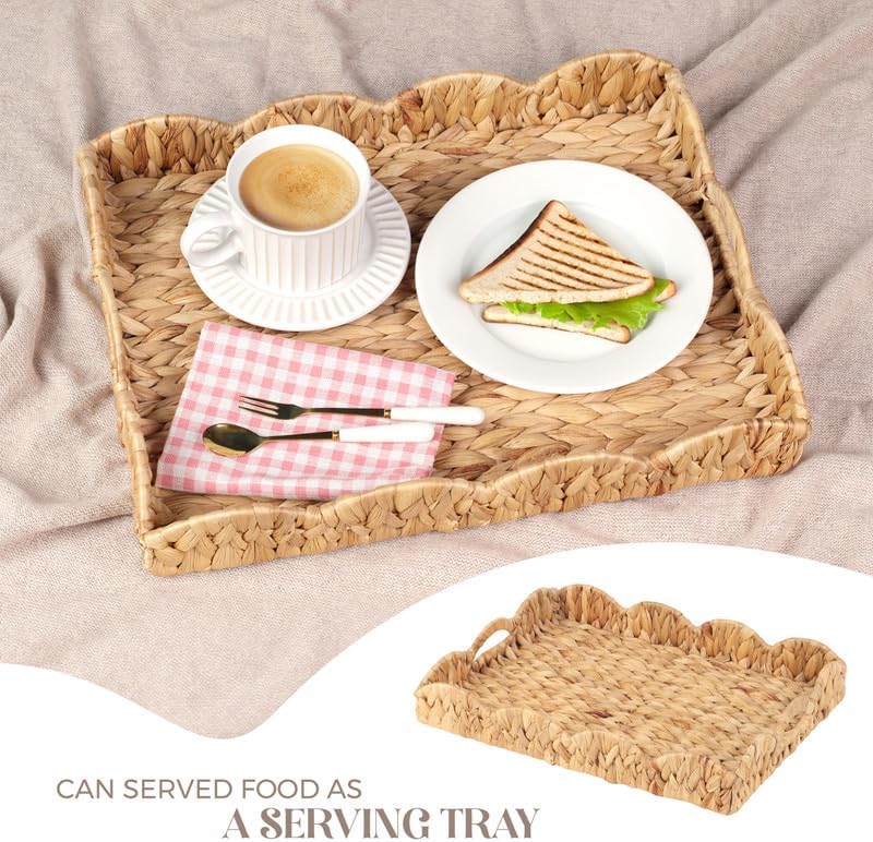 Scalloped Water Hyacinth Tray / Light Brown / 17 x 13 x 3