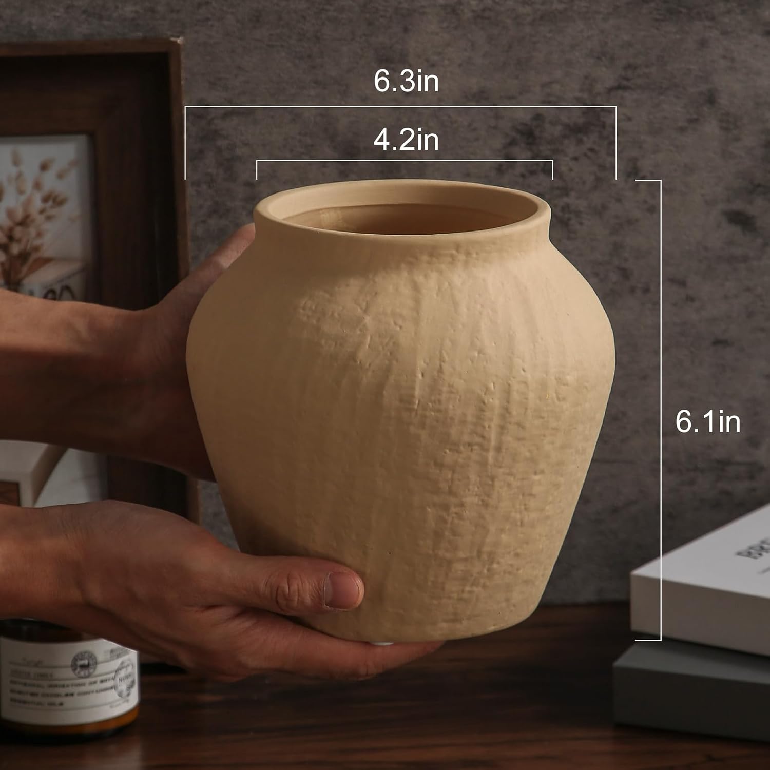 Farmhouse Ceramic Vase / Plain Yellow / 6.3 x 6.1
