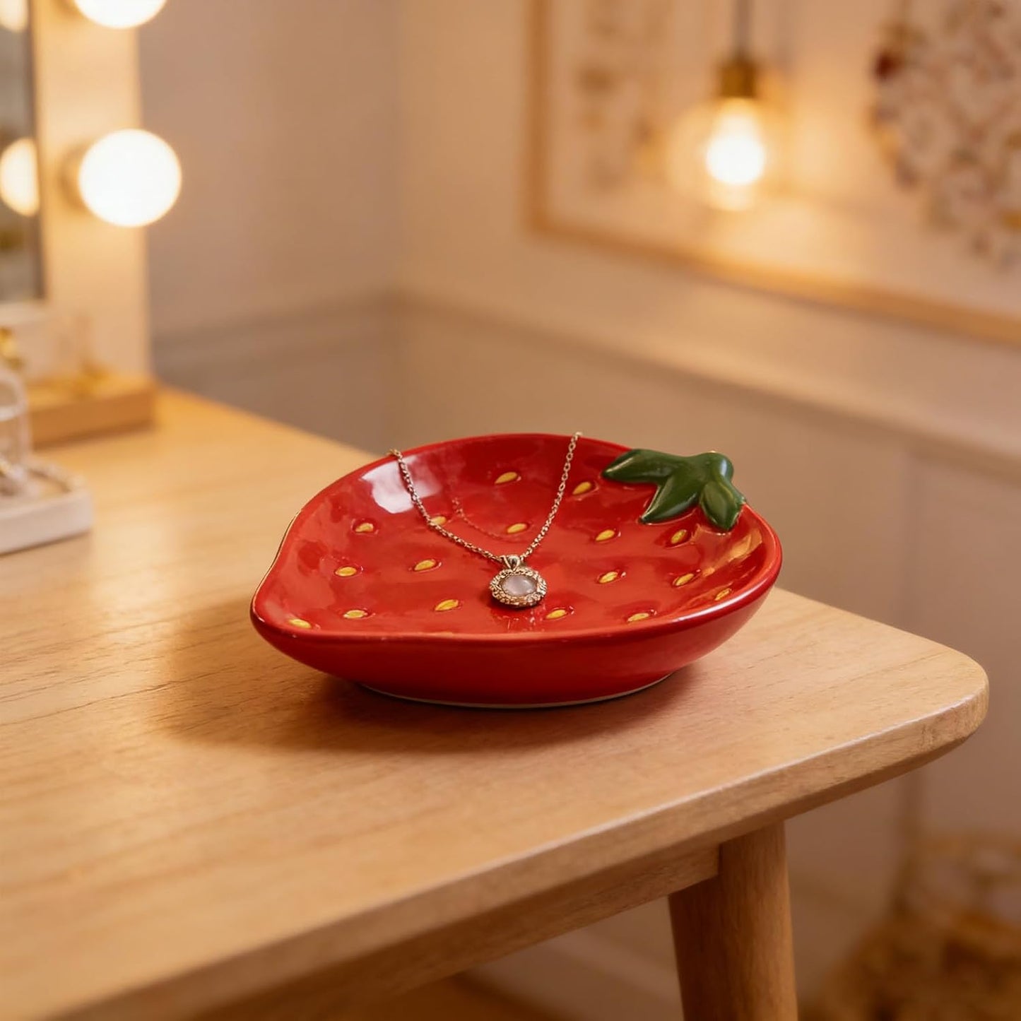 Strawberries Jewelry Dish Tray Ceramic Ring / Red Strawberries Decorative Tray / 5.52 x 4.53 x 0.91