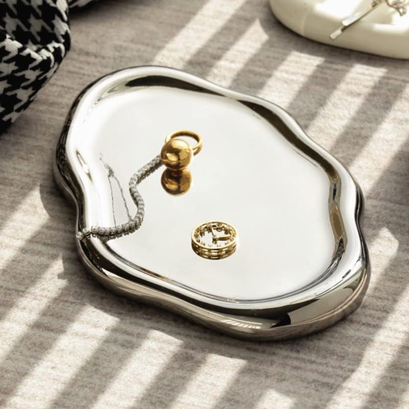 Ceramic Trinket Tray / 7.7 x 5.3 x 0.6 / Silver