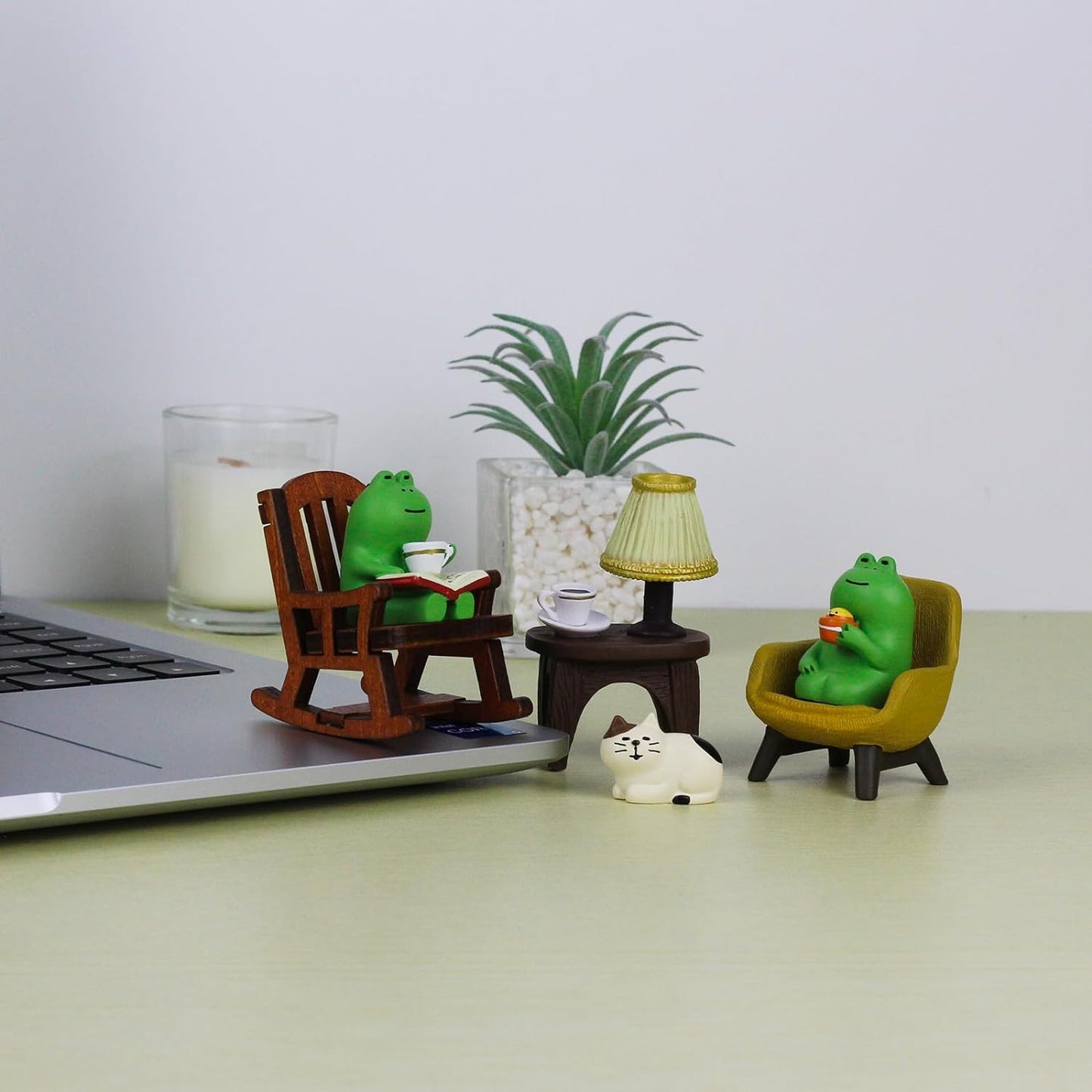 Miniature Frog Figurines Statue / Set6
