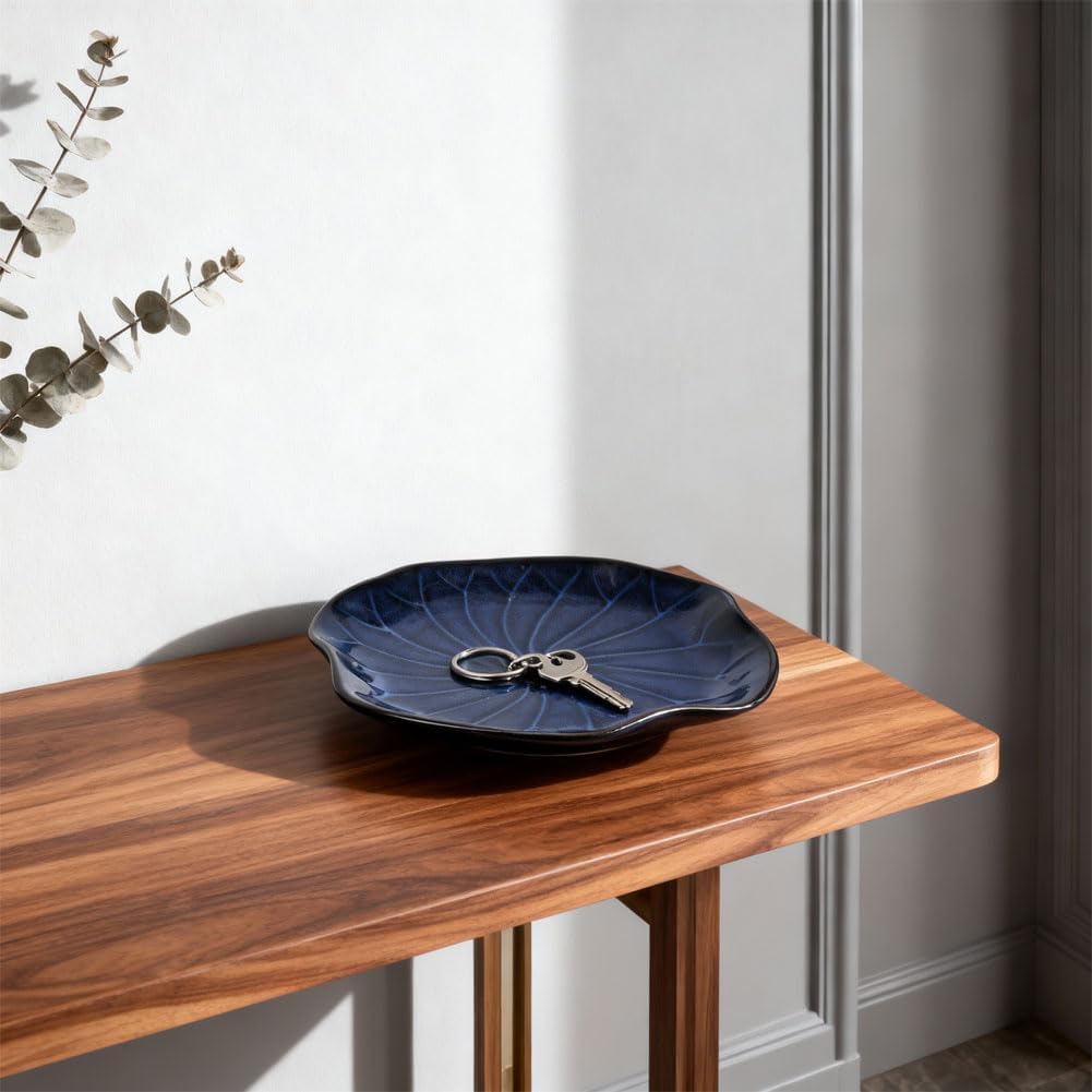 Lotus Leaf-Shape Ceramic Decorative Tray / Blue
